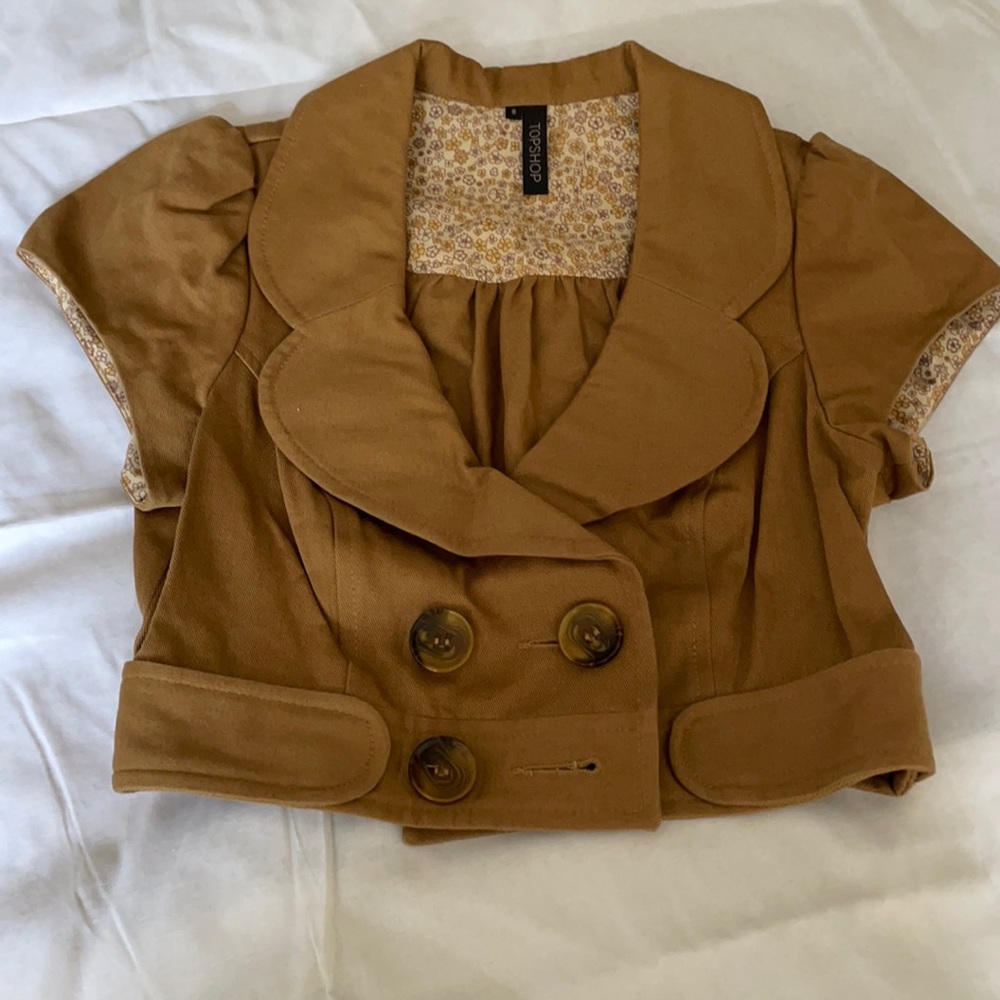 Brown top shop vest